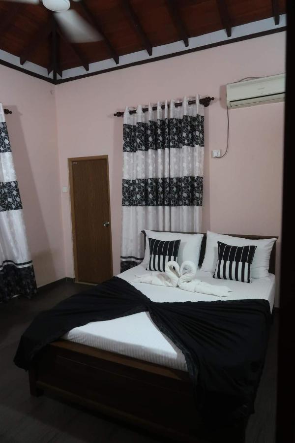Airport Villa D 87 Katunayake Exterior photo